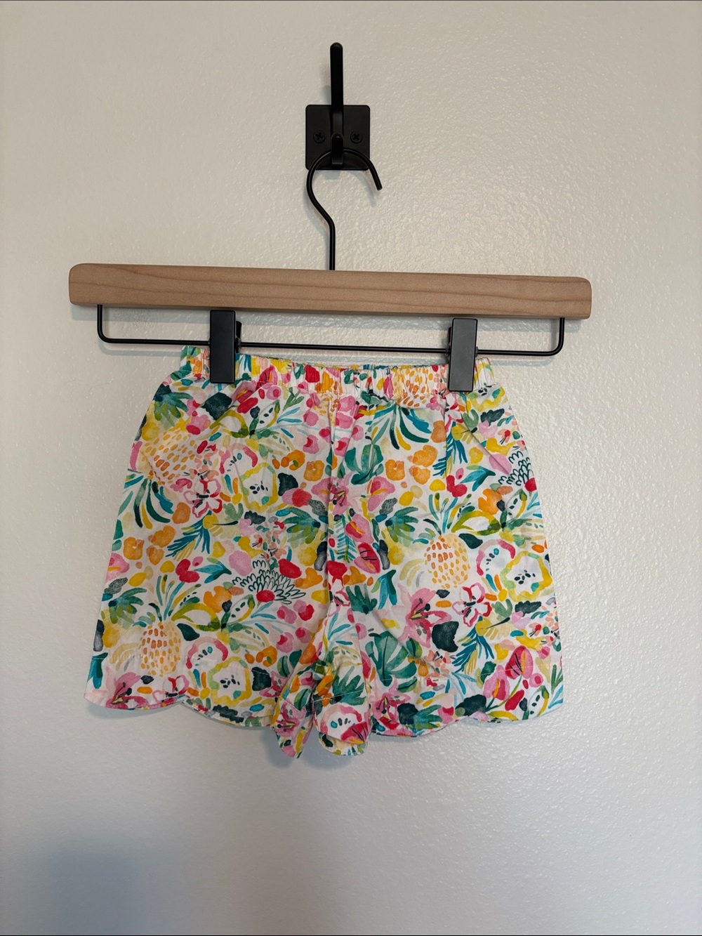 Girl's Florence Eiseman Abstract Watercolor Floral Elastic Waist Shorts 4